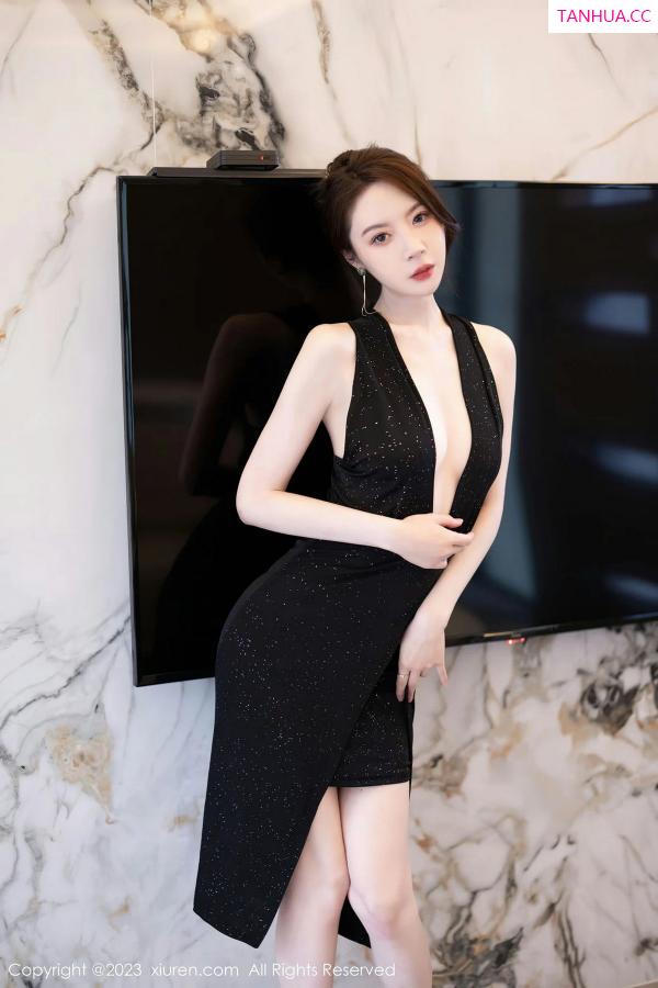 梦心玥  [XiuRen]高清写真图 2023.07.05 No.7031 梦心玥第26张图片